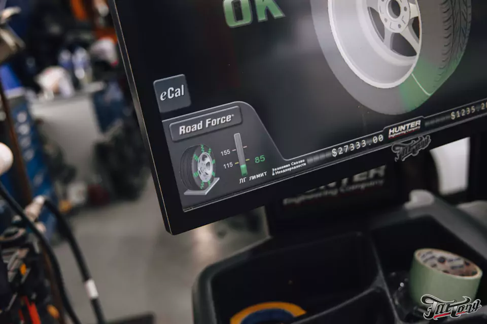 Фирменный шиномонтаж с адаптацией и балансировкой на стендах Hunter для RAM 1500: собираем новый комплект колес на зиму!